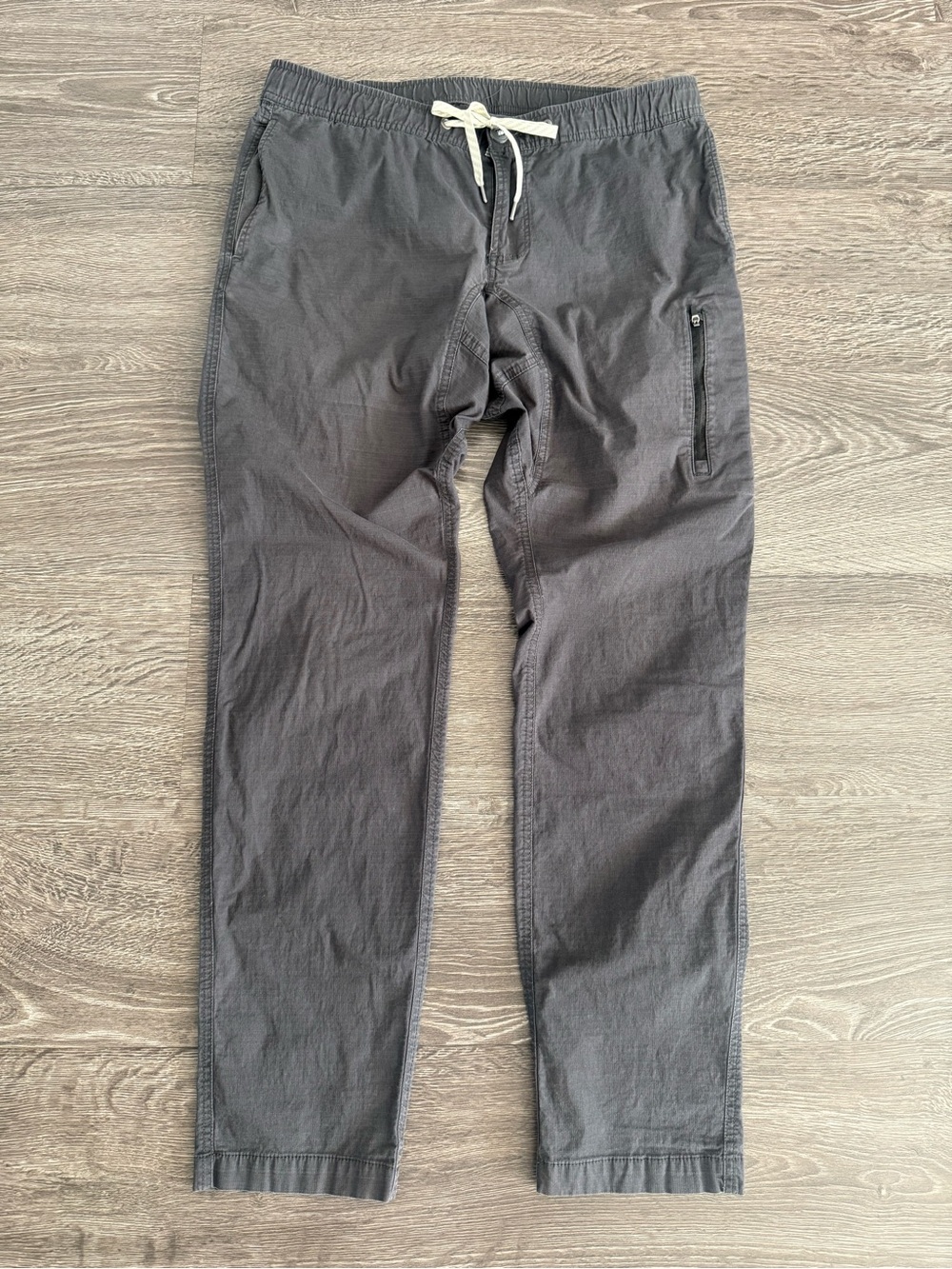 Vuori MENS Charcoal Drawstring Jogger style Pants